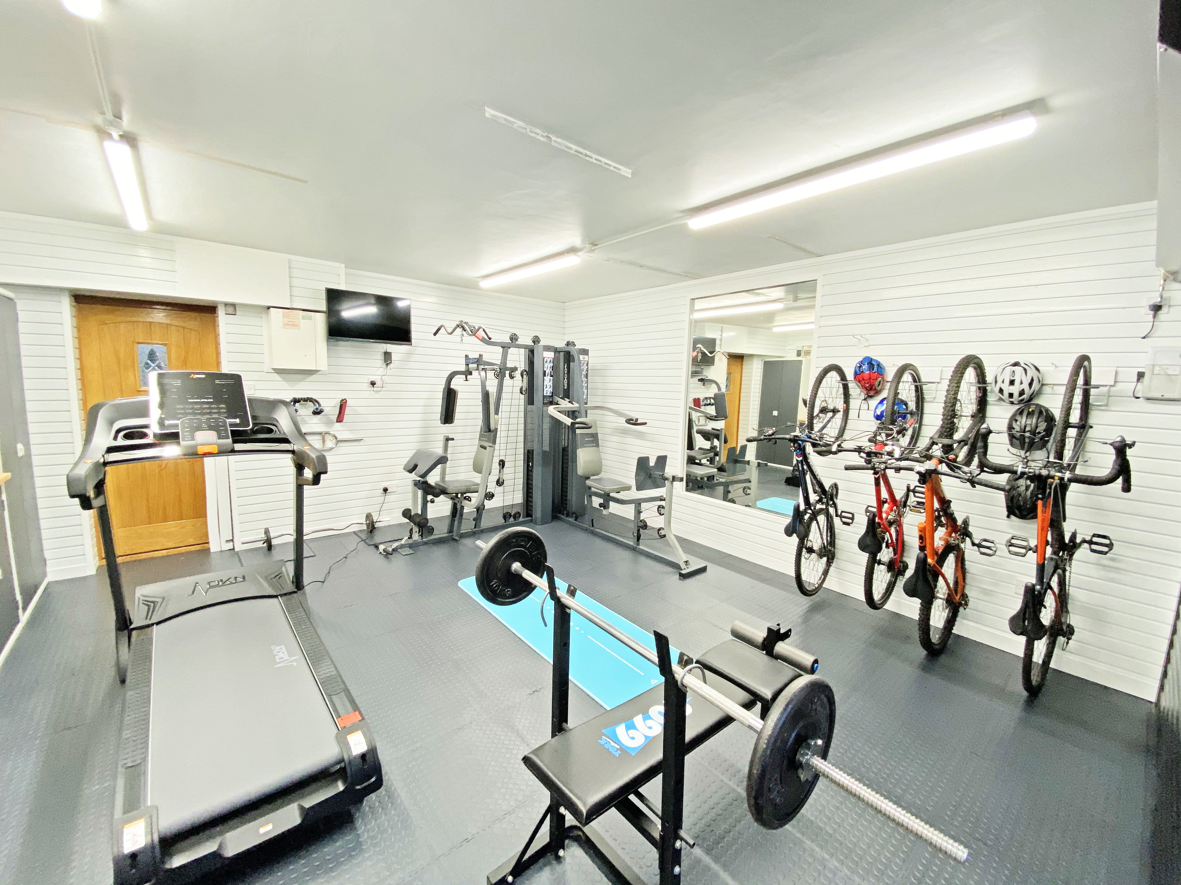 Garage Gym Ideas for the Perfect Home Workout Space