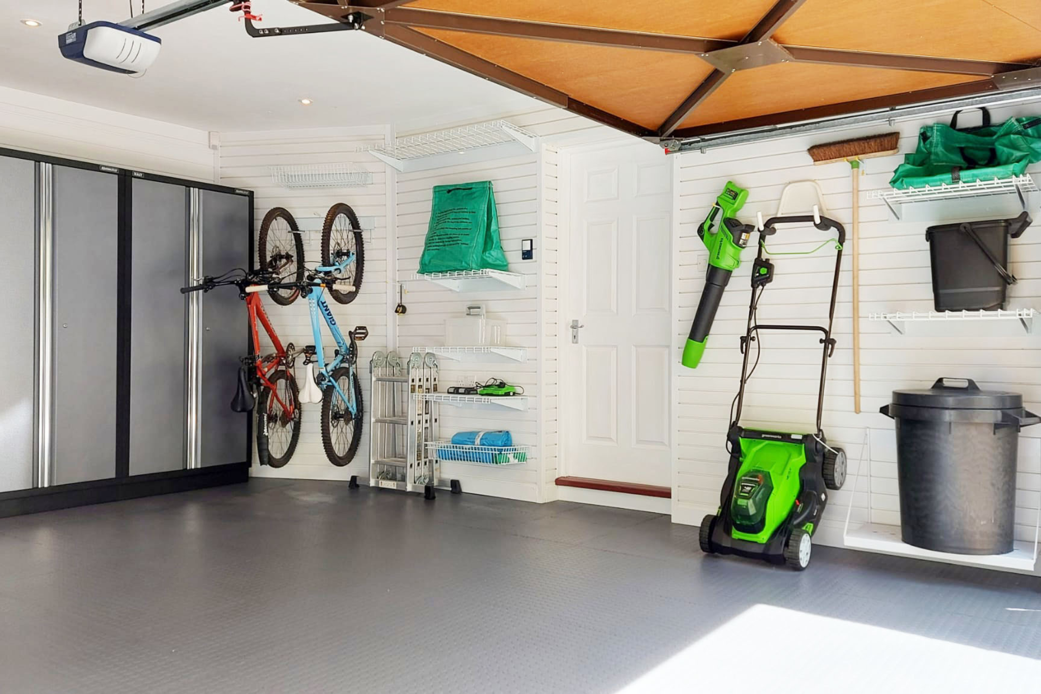 Garage Wall Storage, Flexible & Functional