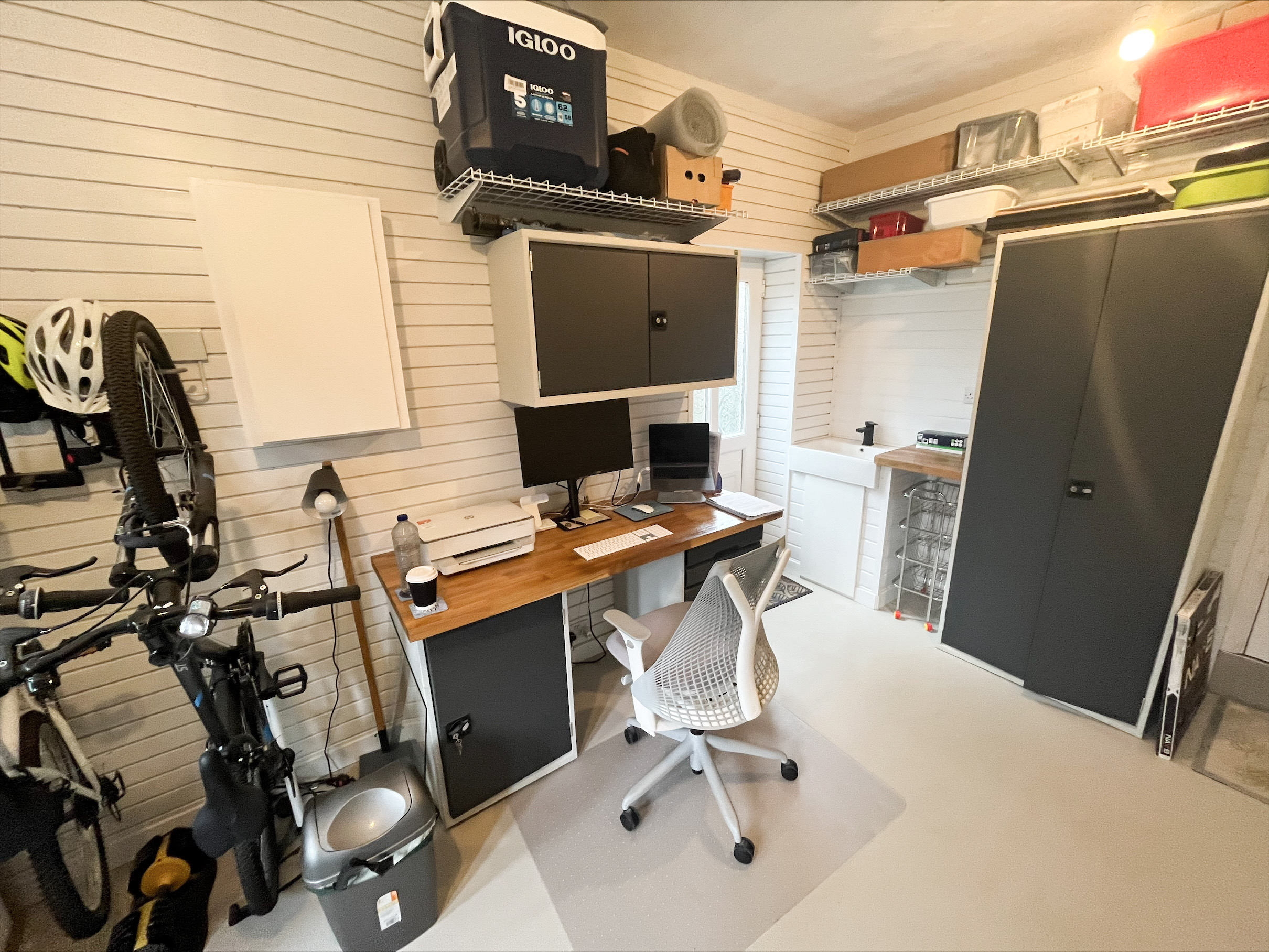 Converting the garage into a home office